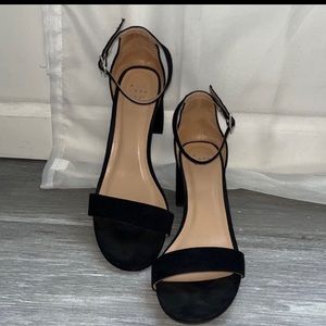 Suede Era Pumps Size 8.5